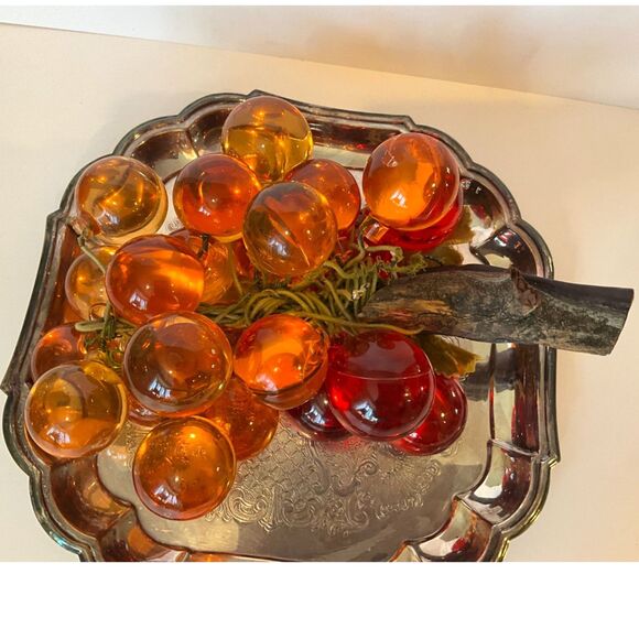 Stunning large size MCM amber lucite grape cluster must see - Picture 4 of 5